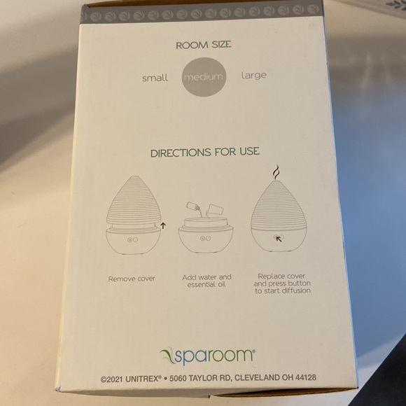 Essential Oil Diffuser - Picture 3 of 4